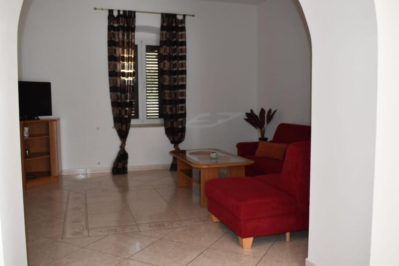 Pet Friendly Murvi 50 Apartamento